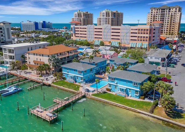 With Heated Pool - Waterfront View, Steps To - Coral C-2 Resort *