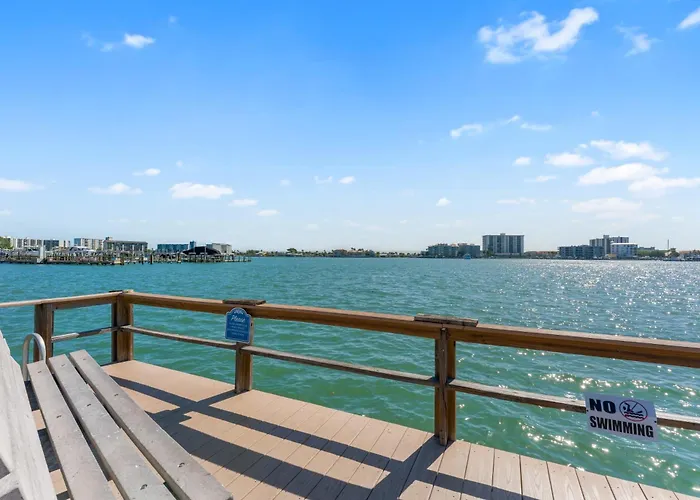 Resort With Heated Pool - Waterfront View, Steps To - Coral C-2 *