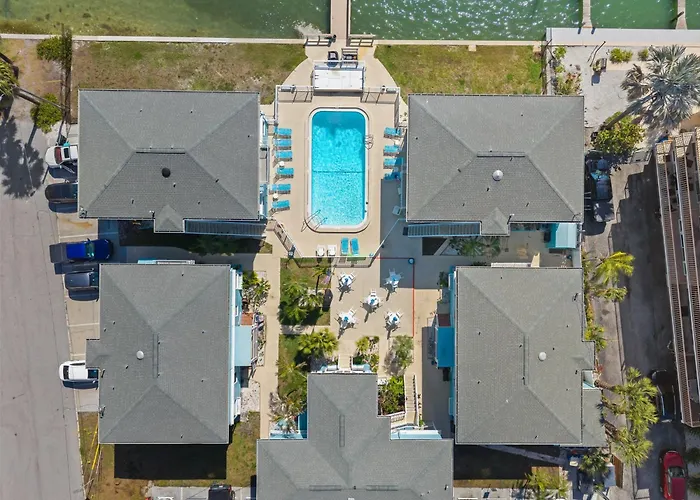 Resort With Heated Pool - Waterfront View, Steps To - Coral C-2