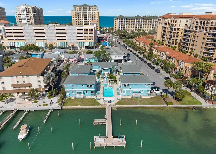 With Heated Pool - Waterfront View, Steps To - Coral C-2 Resort *
